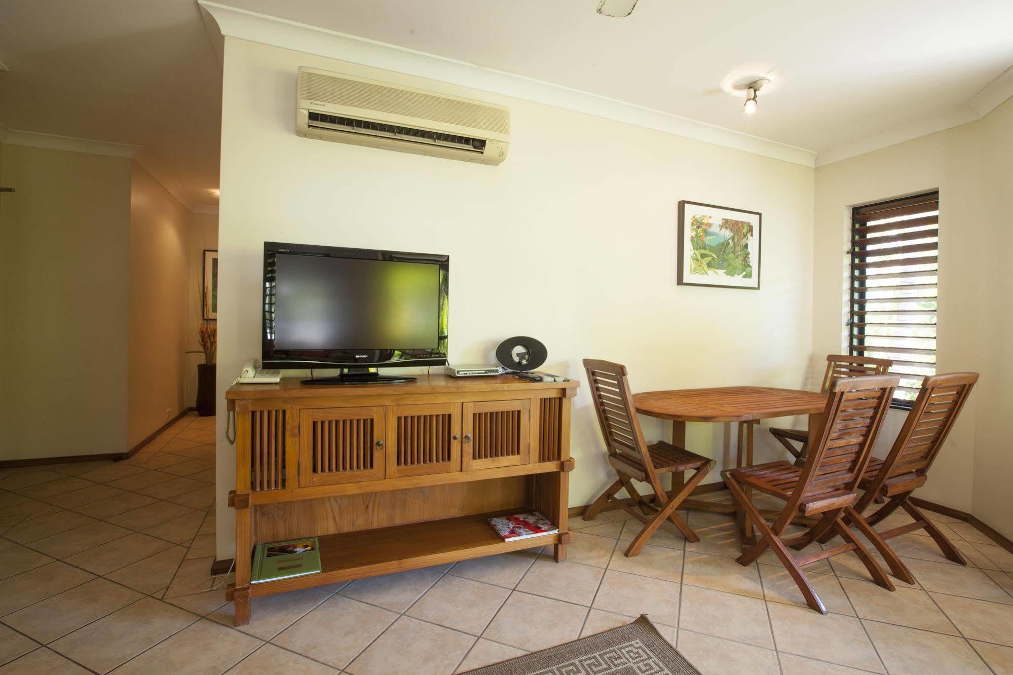 Seascape Holidays - Hibiscus Port Douglas Exteriör bild